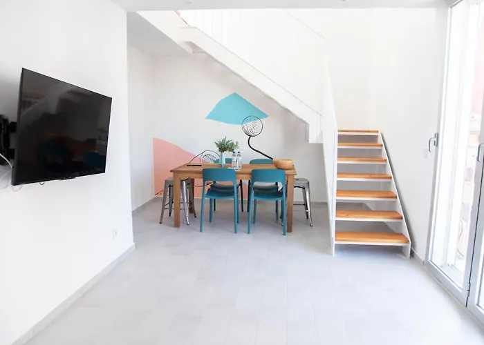 Vlc Host - Cuber Apartman *