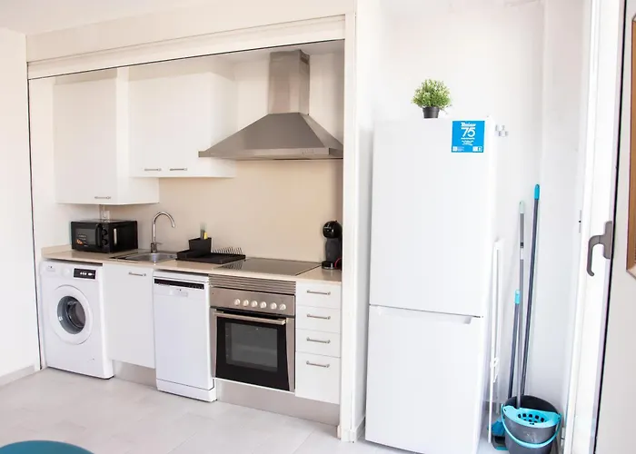 Vlc Host - Cuber Apartman *